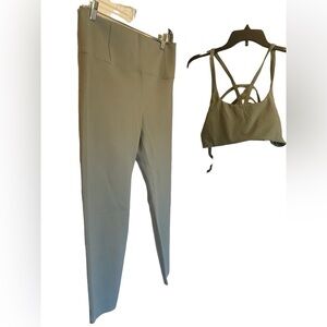 78. NWT Vuori leggings and sports bra set Size XL